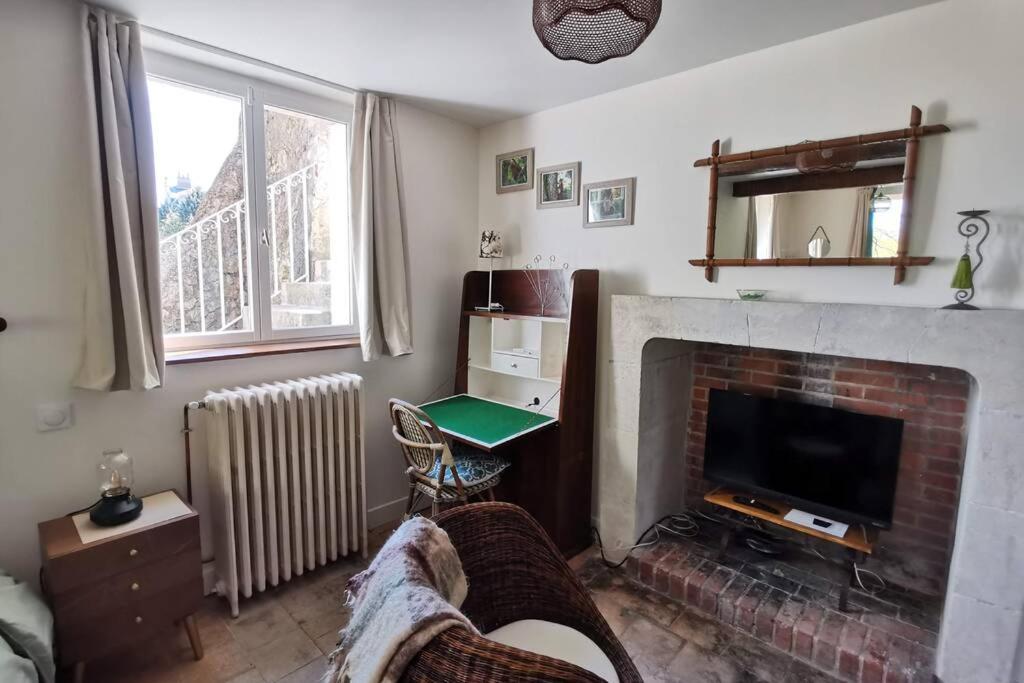 Amalouyse Studio De Charme Au Coeur Des Chateaux De Loire Montlouis-sur-Loire Eksteriør billede